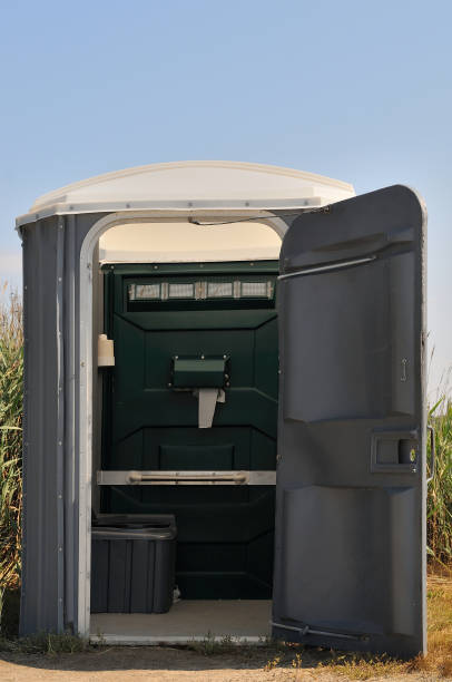 Best Construction site porta potty rental  in Corona, CA